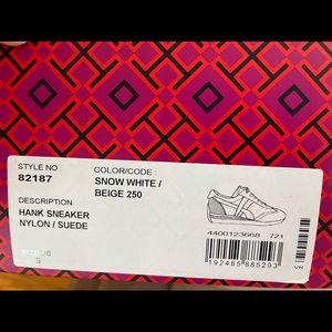 Worn once at Disney.